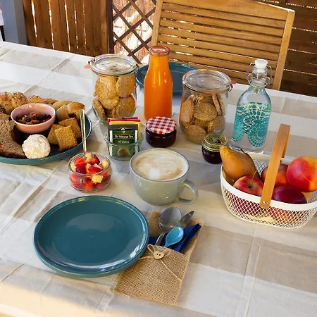 Il Gatto Stanco 3* Арона