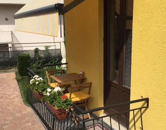 Il Gatto Stanco B&B 아로나